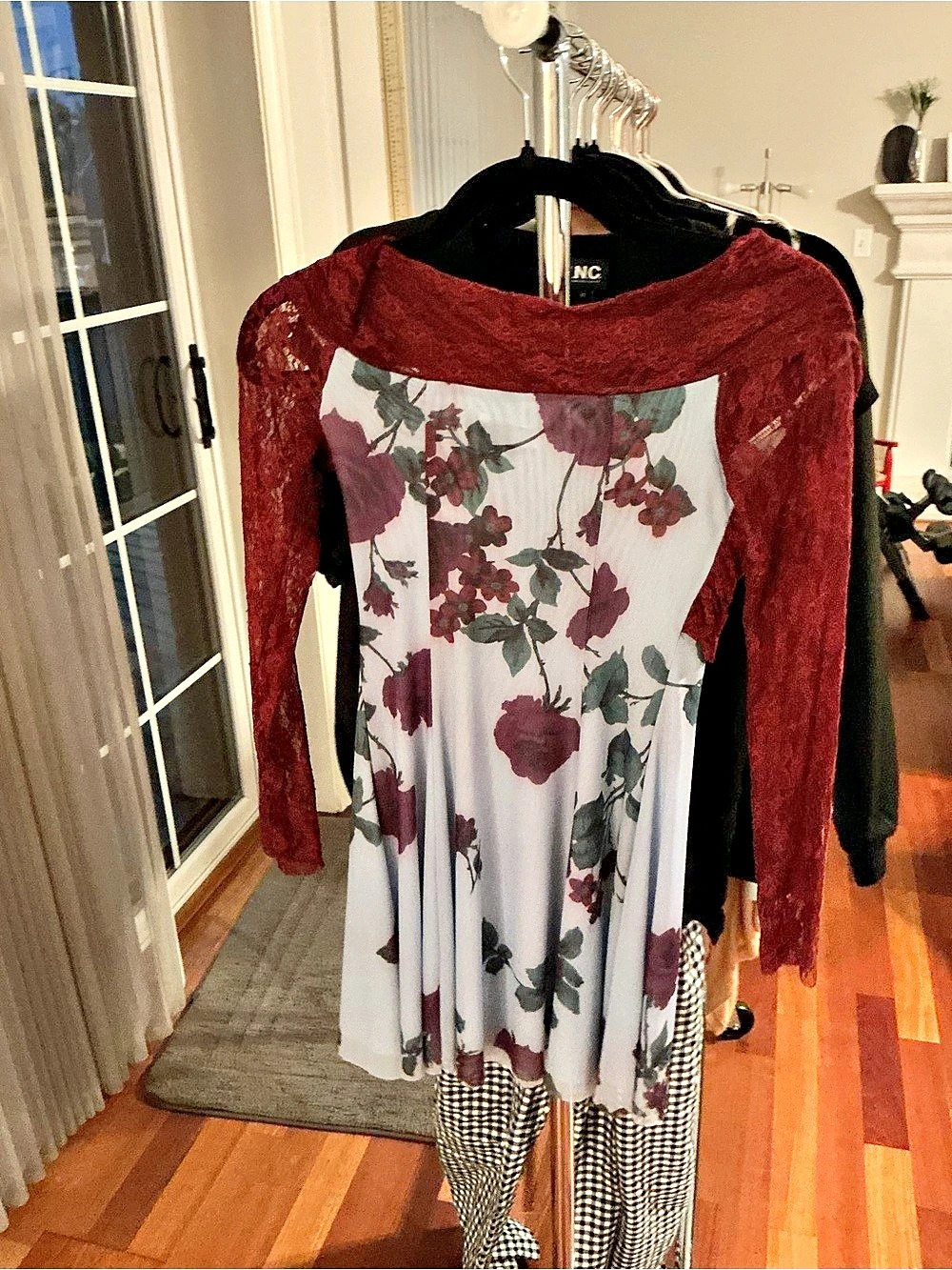Kimchi Blue Floral Lace Layered Mini Dress Mini Dress in Red & White - Picture 5 of 6